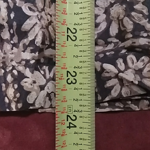 Skirt - Picture 2 of 5